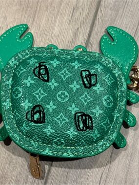Designer-Inspired Green Crab Coin Pouch